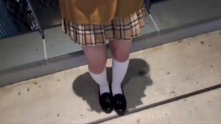 桑美身材苗条的美乳兼职靓妹居然提出想做人家男朋友被妹子一口回绝
