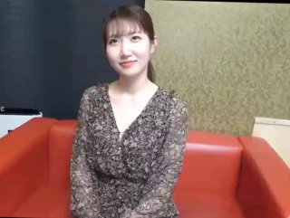 初尝禁果韩国电影约炮小姐姐奶子坚挺叫声淫荡，干到直接叫baba