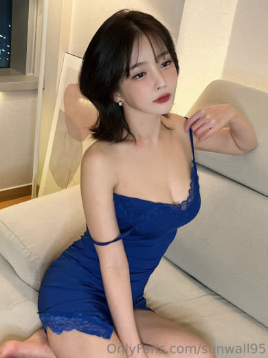 【2023-05-27】Big boob sunwall